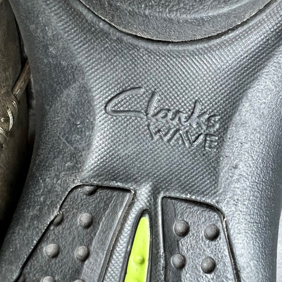 Clarks Womens Size 7M Wave Walk Brown Leather Slip On Loafers Comfort Shoes - Picture 7 of 12